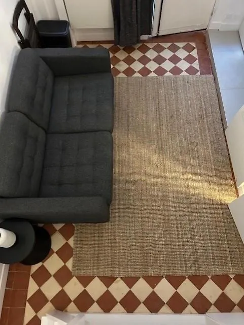 Cosy Renovated Studio Republique Paris